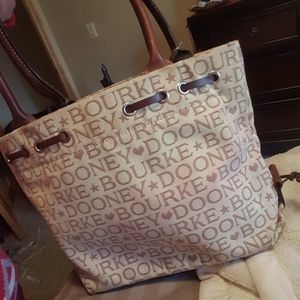 Dooney & Bourke tote